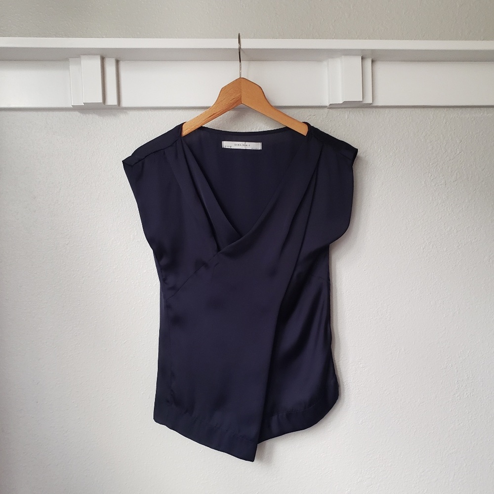 Zara short sleeve navy top